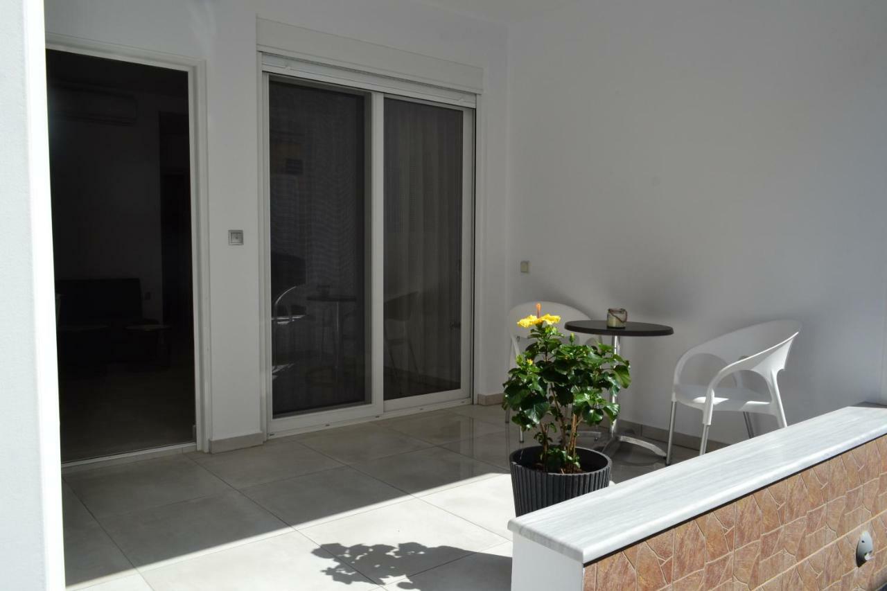 Paraskevi'S Apartments Kíssamos Exterior foto